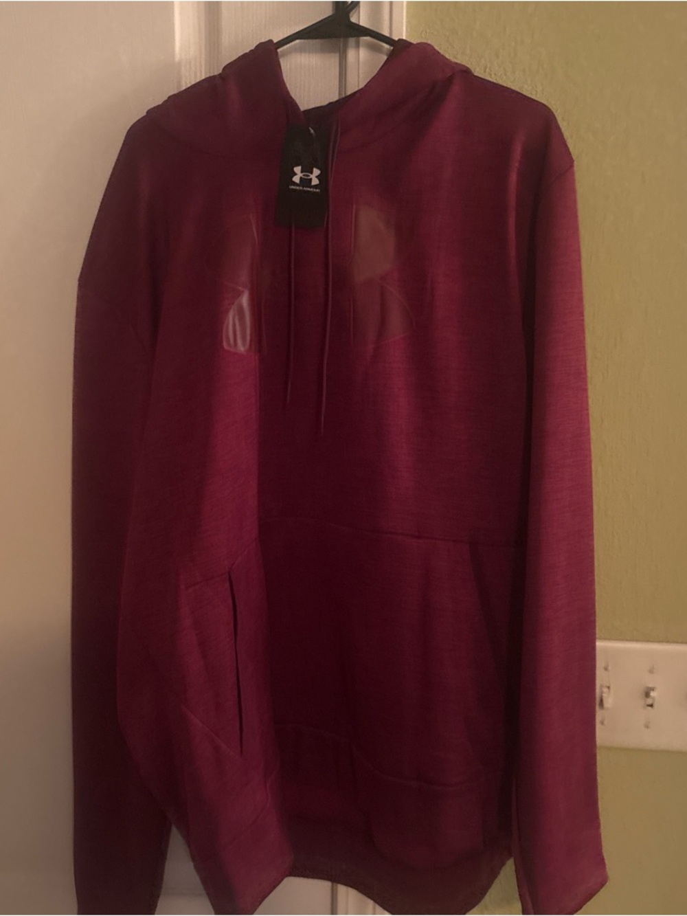 Under Armour Burgundy Hooded Pullover Sweatshirt